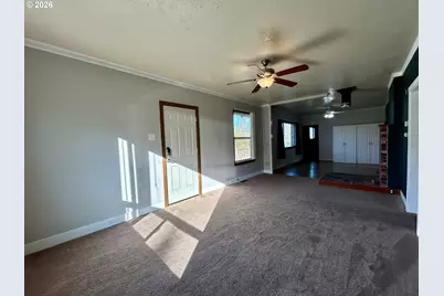 1501 E 14th St, The Dalles, OR 97058 - Photo 3