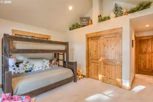56770 Nest Pine Dr, Bend, OR 97707 - Photo 27
