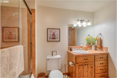 56770 Nest Pine Dr, Bend, OR 97707 - Photo 25