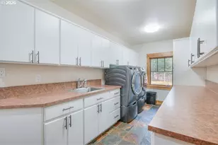 56770 Nest Pine Dr, Bend, OR 97707 - Photo 37
