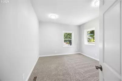 14026 SE Taylor St, Portland, OR 97233 - Photo 41