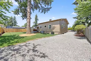 14026 SE Taylor St, Portland, OR 97233 - Photo 7