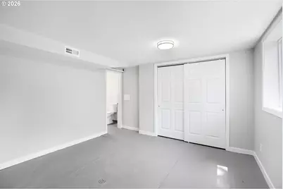 14026 SE Taylor St, Portland, OR 97233 - Photo 11