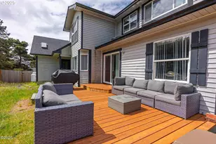 1201 NW Bayshore Dr, Waldport, OR 97394 - Photo 45