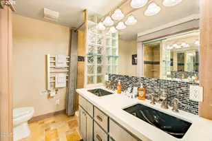 1201 NW Bayshore Dr, Waldport, OR 97394 - Photo 23