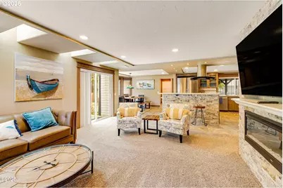 1201 NW Bayshore Dr, Waldport, OR 97394 - Photo 5