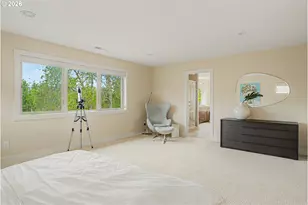 9621 SW 48th Ave, Portland, OR 97219 - Photo 23