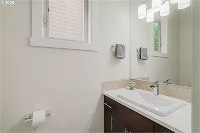 9621 SW 48th Ave, Portland, OR 97219 - Photo 17