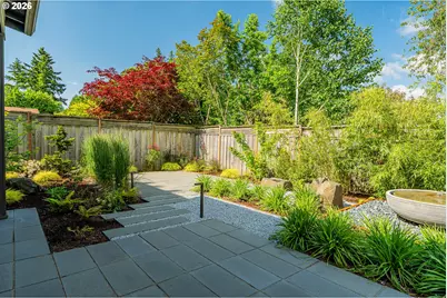 9621 SW 48th Ave, Portland, OR 97219 - Photo 37