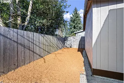 3648 Rivercrest Dr, Eugene, OR 97404 - Photo 35