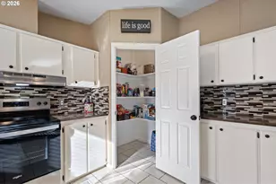 3648 Rivercrest Dr, Eugene, OR 97404 - Photo 9