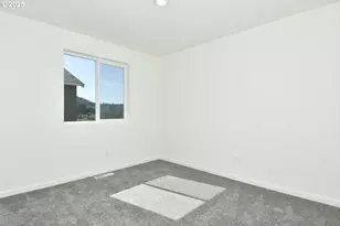 3933 SW Duniway Ln, Gresham, OR 97080 - Photo 17