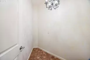 4240 NW Twilight Terrace, Portland, OR 97229 - Photo 27