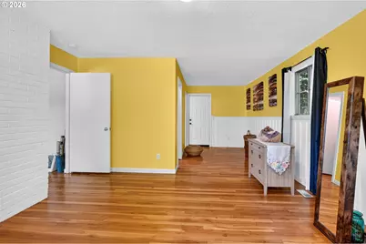 13636 SE Salmon St, Portland, OR 97233 - Photo 27