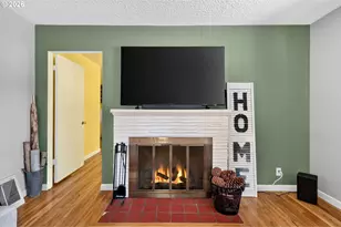 13636 SE Salmon St, Portland, OR 97233 - Photo 11