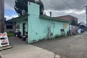 107 5th St, Amity, OR 97101 - Photo 3