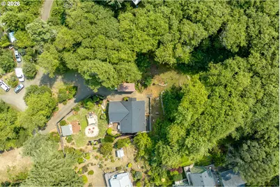 5230 4th St, Tillamook, OR 97141 - Photo 27