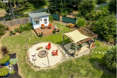 5230 4th St, Tillamook, OR 97141 - Photo 3