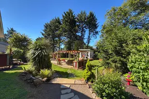 5230 4th St, Tillamook, OR 97141 - Photo 43