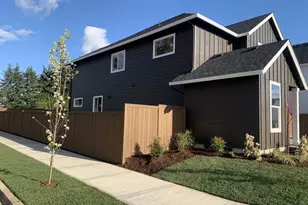 1892 S Holly St, Canby, OR 97013 - Photo 3