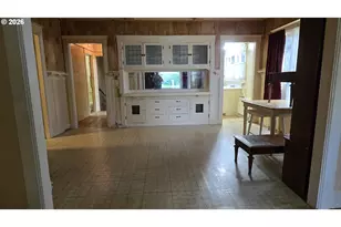 885 NE 3rd St, Gresham, OR 97030 - Photo 11