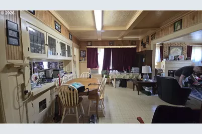 885 NE 3rd St, Gresham, OR 97030 - Photo 13
