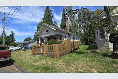 885 NE 3rd St, Gresham, OR 97030 - Photo 3