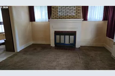 885 NE 3rd St, Gresham, OR 97030 - Photo 9