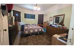 885 NE 3rd St, Gresham, OR 97030 - Photo 11