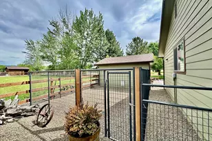 975 N 10th St, Union, OR 97883 - Photo 13