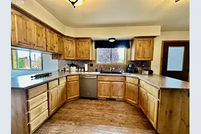 975 N 10th St, Union, OR 97883 - Photo 21