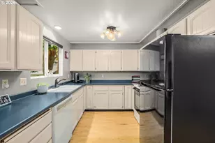 891 Frankton Rd, Hood River, OR 97031 - Photo 13