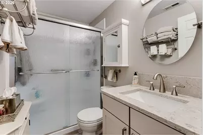 2427 Mountain Ter, Eugene, OR 97408 - Photo 13