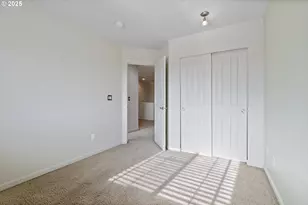 10552 NE Gateway St, Hillsboro, OR 97006 - Photo 31