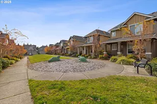 10552 NE Gateway St, Hillsboro, OR 97006 - Photo 35