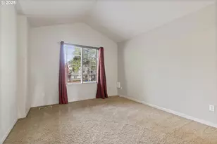 10552 NE Gateway St, Hillsboro, OR 97006 - Photo 19