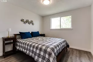 236/238 S 35th St, Springfield, OR 97478 - Photo 9