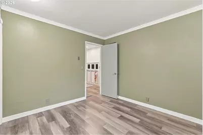 4610 SW Comus Pl, Portland, OR 97219 - Photo 5