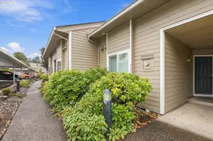 4610 SW Comus Pl, Portland, OR 97219 - Photo 1