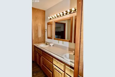 34518 Mutts Way, Gold Beach, OR 97444 - Photo 27