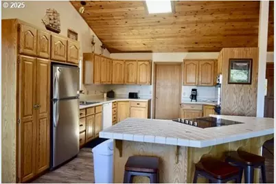 34518 Mutts Way, Gold Beach, OR 97444 - Photo 9