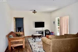 34518 Mutts Way, Gold Beach, OR 97444 - Photo 25