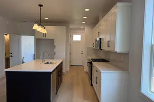 16177 Barlow Trl Ln, Oregon City, OR 97045 - Photo 7
