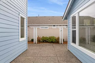 1656 NE Orenco Station Pkwy, Hillsboro, OR 97124 - Photo 31
