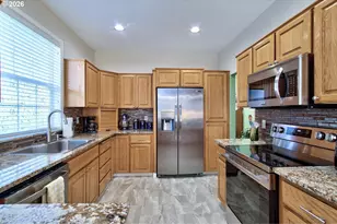 5773 SE Preston Ct, Hillsboro, OR 97123 - Photo 17