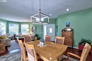 5773 SE Preston Ct, Hillsboro, OR 97123 - Photo 9