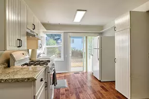 845 S Water St, Silverton, OR 97381 - Photo 9