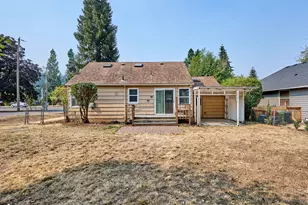 845 S Water St, Silverton, OR 97381 - Photo 39
