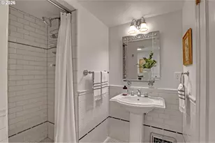 2210 NE 31st Ave, Portland, OR 97212 - Photo 17