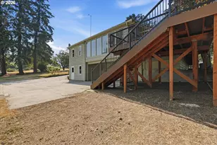 11765 SW Gaarde St, Tigard, OR 97224 - Photo 33